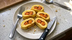 余った焼き芋で甘じょっぱい玉子焼きに—お弁当にもおやつにもなる簡単アレンジ