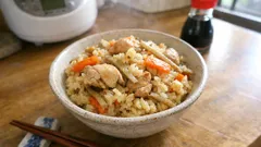 鍋の残り出汁、捨てないで:翌日もおいしいリメイク3品(お好み焼き風・炊き込みご飯・茶碗蒸し)