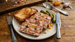 切るだけでごちそう感:栗とベーコン香る鶏豚テリーヌ(湯せん焼きでしっとり)