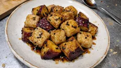 揚げずに作る大学芋餅—レンジ下ごしらえで外カリッ、中はもちもち