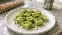 抹茶ミルクで簡単、なめらか抹茶生チョコ｜湯せんで混ぜて冷やすだけ