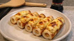 混ぜて詰めて焼くだけ。ちくわのピーナッツバターチーズ焼きで即席おつまみ