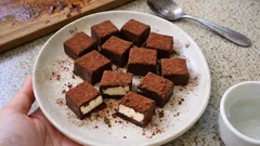 濃厚なのに後味すっきり：水切りヨーグルトで作る生チョコ（冷やすだけ）