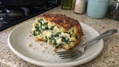 ほうれん草とチーズの簡単スフレ—水切りでふんわり、オーブンでごちそう前菜