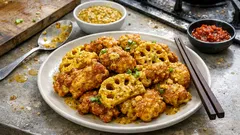 鶏ももとレンコンの卵黄ソース唐揚げ—味変タレ＆揚げない鶏むね・チーズ鶏も