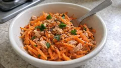 材料3つでさっぱり常備菜：レンジで作るツナのキャロットラペ（うどんスープ味）