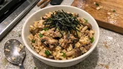 サバ味噌缶で炊飯器におまかせ:濃厚みそ鍋つゆで作る旨み炊き込みご飯