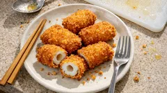 少ない油でサクッと満足「ちくわカツ」—フライパン揚げ焼きで手軽に