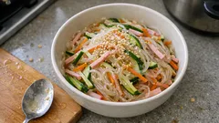 レンジ5分で味が決まる。カンタン酢で作る春雨サラダ（きゅうり・ハム入り）