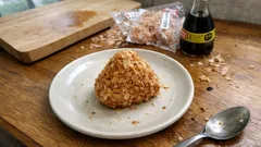 材料3つで香り立つ「勝つおむすび」—追いかつおでコンビニ風の満足おにぎり